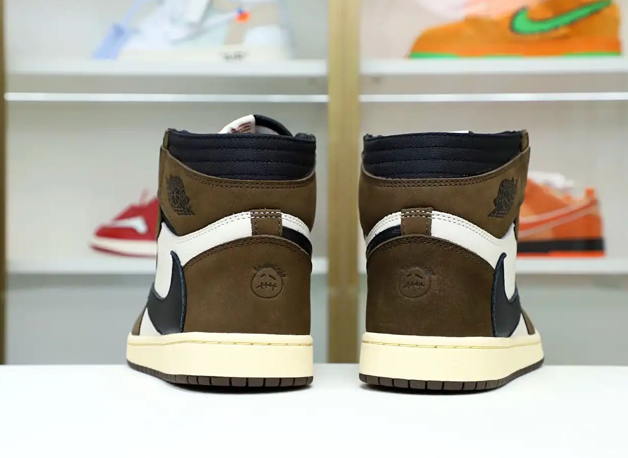 SCOTT 'MOCHA' HIGH 1 AIR OG RETRO JORDAN X TRAVIS 0424